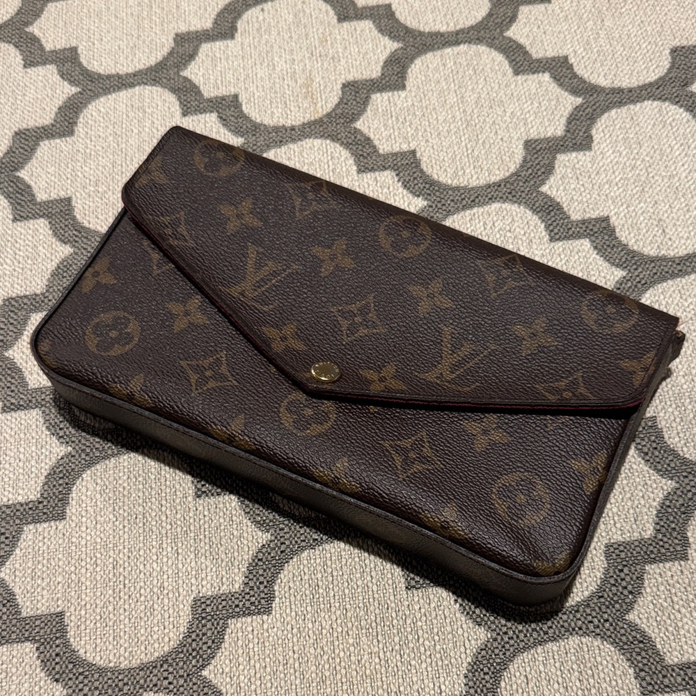 Louis Vuitton Félicie Pochette Crossbody Bag